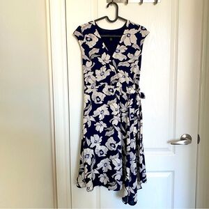 Banana Republic Wrap Front Floral Dress Petite 00